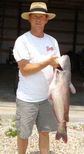 Kansas Fishing Report - Reports from Anglers April-June 2005